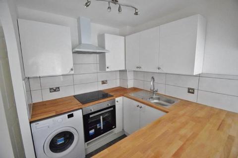 Studio for sale, Alpha Street South, Slough, Berkshire, SL1