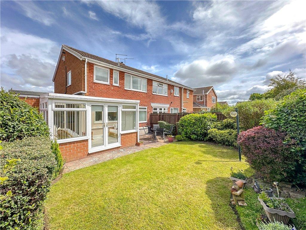 Lockton Crescent, Thornaby TS17 3 bed semidetached house for sale £