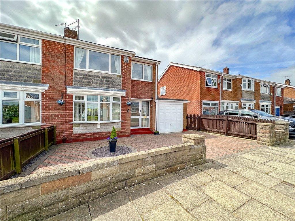 Lockton Crescent, Thornaby TS17 3 bed semidetached house for sale £