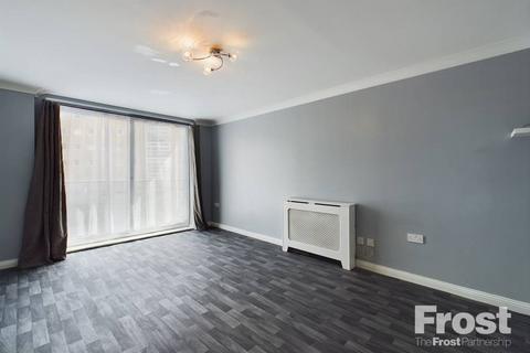 2 bedroom apartment for sale, Bedfont Lane, Feltham, TW13