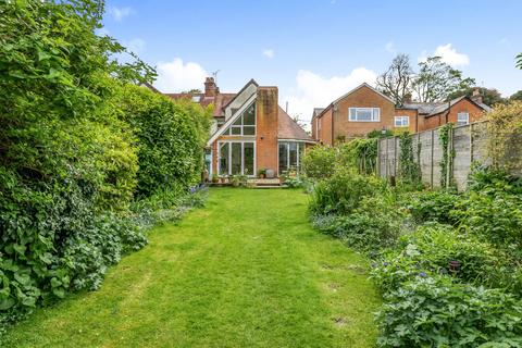 60 Main Road, Littleton, Winchester, SO22 6QJ