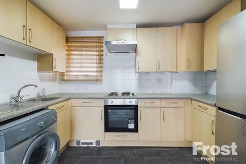 2 bedroom property for sale, Bedfont Lane, Feltham, TW13