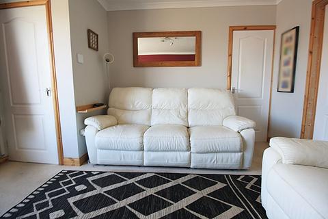 2 bedroom semi-detached house for sale, Clos Llangefni, Beddau, Pontypridd, CF38