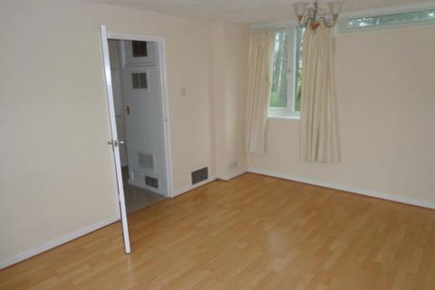 3 bedroom terraced house for sale, St Johns Close, Mildenhall, Suffolk, IP28