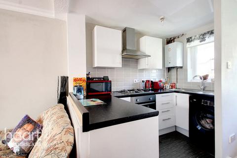 2 bedroom terraced house for sale, Wheatfields, Chatham