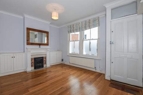 2 bedroom house to rent, Lydden Grove London SW18