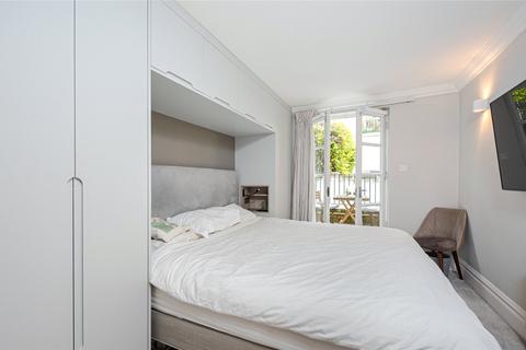 2 bedroom apartment to rent, Gloucester Street, London, SW1V