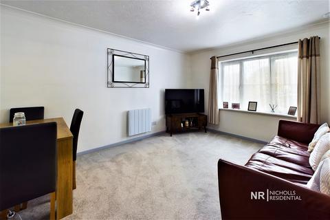 1 bedroom flat for sale, Melton Fields, West Ewell, Surrey. KT19
