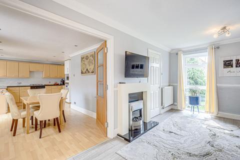 29 Bourne Close, Basildon, SS15 6DZ