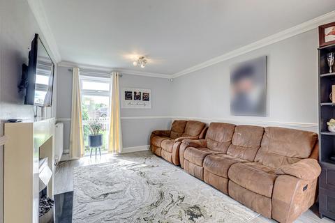 29 Bourne Close, Basildon, SS15 6DZ