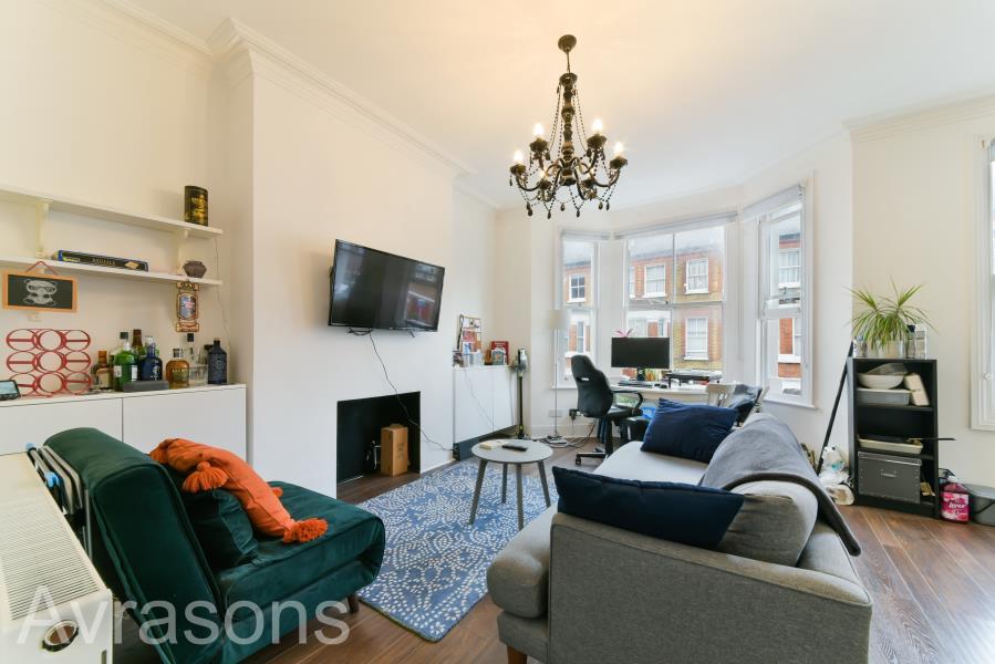RITA ROAD, VAUXHALL 2 bed flat £2,149 pcm (£496 pw)