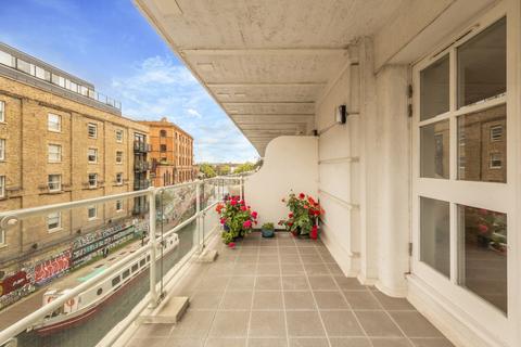 2 bedroom flat for sale, Gilbey House, 38 Jamestown Road, London