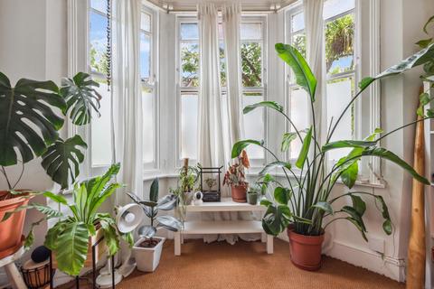 1 bedroom flat to rent, Whellock Road, Chiswick, London, UK