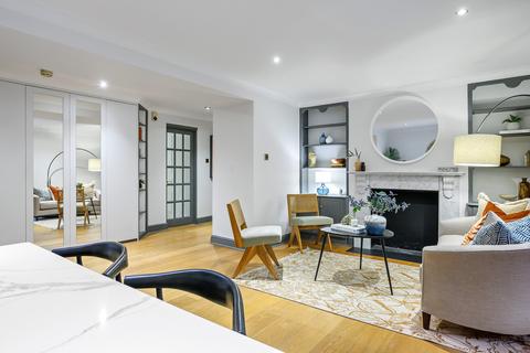 3 bedroom flat for sale, Coleherne Court, The Little Boltons, South Kensington