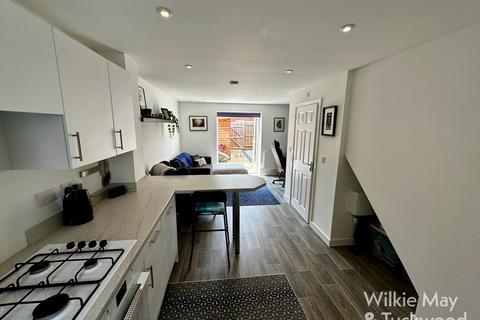 8 Augusta Drive, Bridgwater, TA6 4XQ