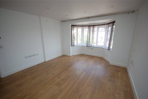 3 bedroom apartment to rent, Wessex Gardens, London, NW11