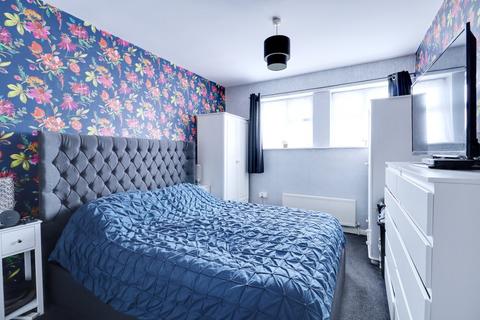 86 Nethan Drive, Aveley, South Ockendon, RM15 4RT