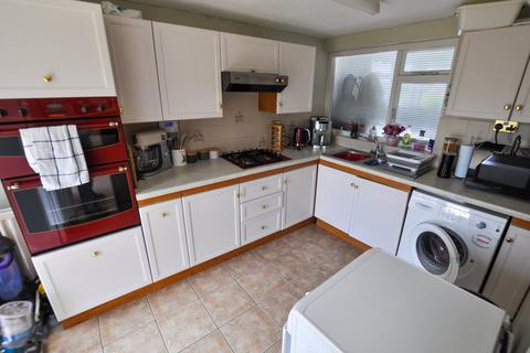 2 bedroom detached bungalow for sale, Cutlers Place, Wimborne, BH21