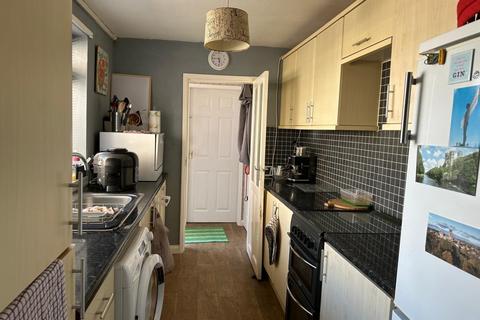 2 bedroom terraced house to rent, 4 Balfour Street DH5 8BA