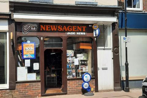 Retail property (high street) to rent, 44 Station Road, Liss, GU33 7AA