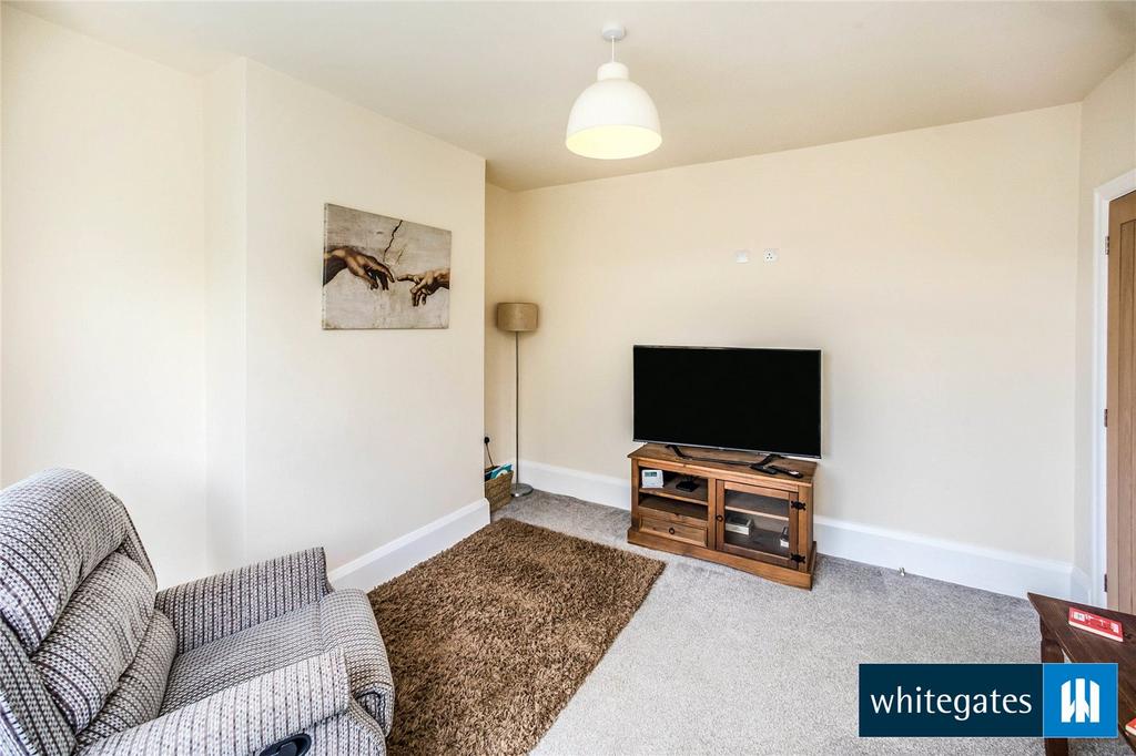 Wheatley Road, Halifax, HX3 3 bed semidetached house for sale £175,000
