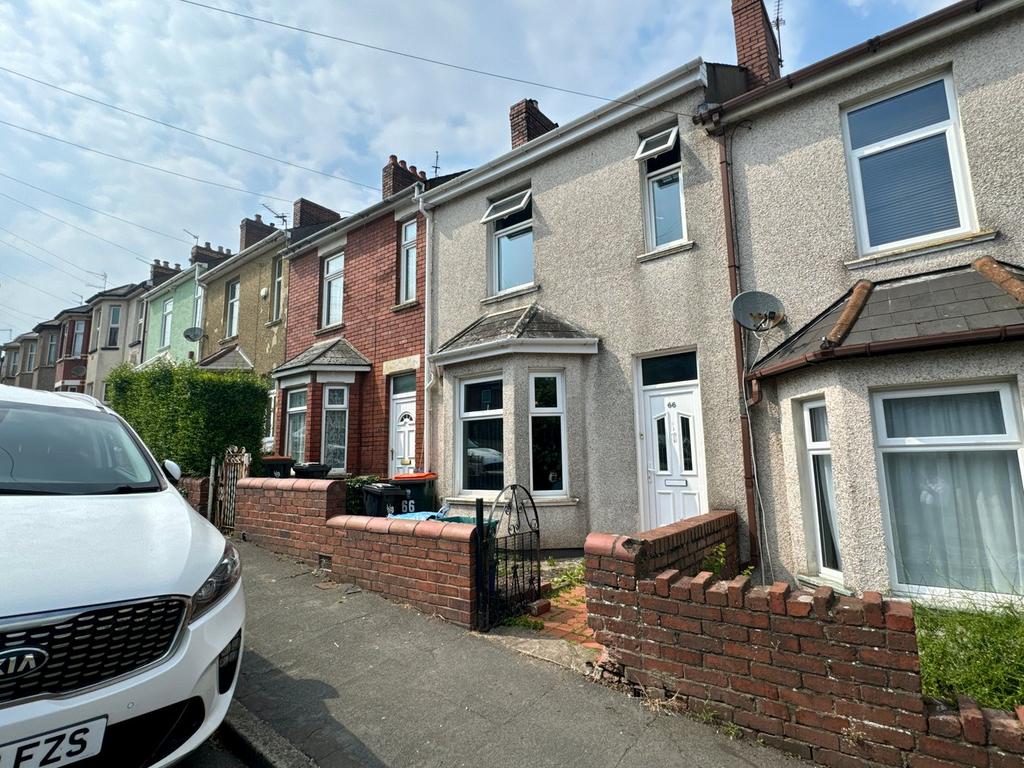 Barrack Hill, Newport NP20 3 bed terraced house for sale £190,000
