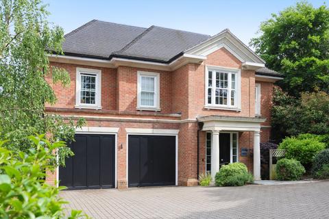 Ruxley Ridge, Claygate, Esher, Surrey, KT10