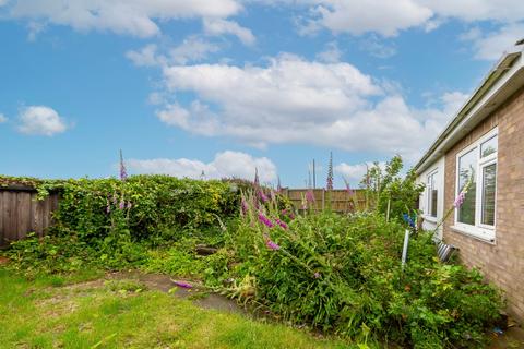 2 bedroom semi-detached bungalow for sale, Northern Close, Caister-On-Sea