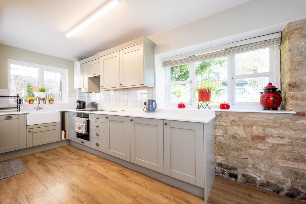 Common Lane, Chipping Norton 3 bed cottage for sale £425,000