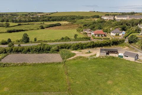Land to rent, Land & Stables, Beck Green, Distington, Workington, Cumbria