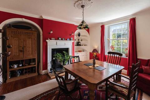 4 bedroom terraced house for sale, 6 Ryton Village West, Ryton, Tyne & Wear