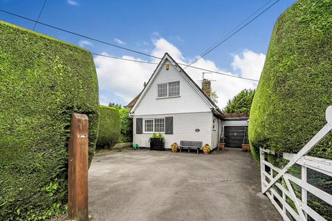 4 bedroom detached house for sale, Chinnor,  South Oxfordshire,  OX39