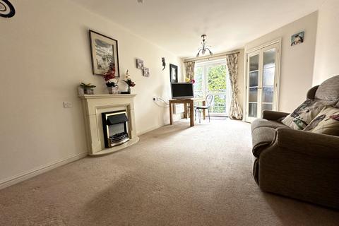 2 bedroom retirement property for sale, Tower Road, Liphook, Hampshire