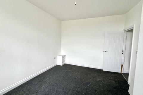 2 bedroom flat to rent, Fullerton Place, Gateshead