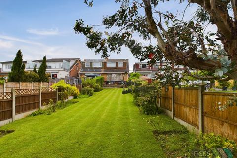 3 bedroom semi-detached house for sale, Cumberland Avenue, Benfleet, SS7