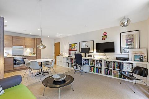 2 bedroom flat to rent, Francis Apartments, Gideon Road, SW11