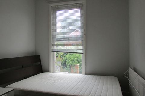 1 bedroom end of terrace house to rent, Peterborough Avenue, High Wycombe, HP13