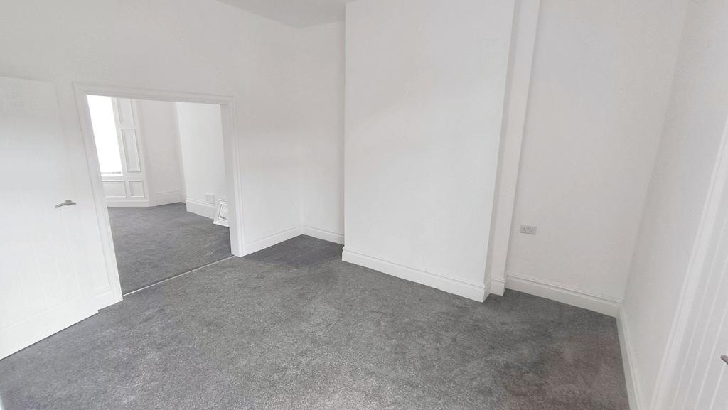 Greta Terrace, sunderland... 5 bed cottage for sale £165,000