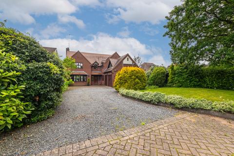 5 bedroom detached house for sale, Henley Road, Ullenhall B95