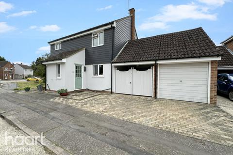 4 bedroom detached house for sale, Rydal Way, Braintree