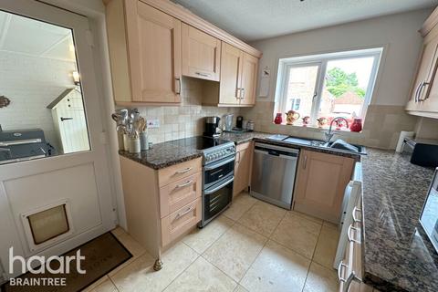 18 Rydal Way, Great Notley, Braintree, CM77 7UG