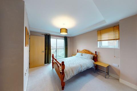 2 bedroom apartment for sale, Kingswood Court, Hither Green, London, SE13