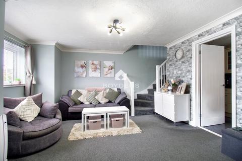 68 Adelaide Drive, Colchester, CO2 8UX