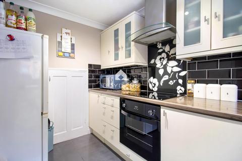 68 Adelaide Drive, Colchester, CO2 8UX