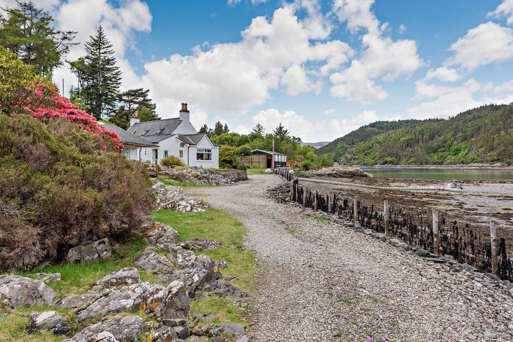Loch Reraig House