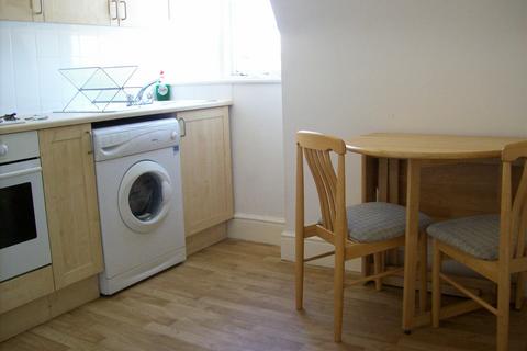 1 bedroom flat to rent, Tottenham Lane, London N8