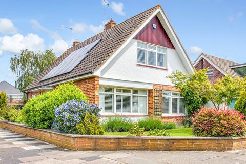 83 Broadclyst Gardens, Southend-on-sea, SS1 3QU