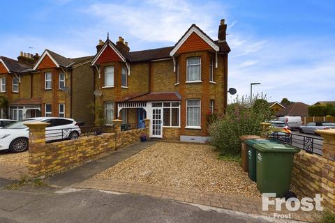 59 Feltham Road, Ashford, TW15 1DQ