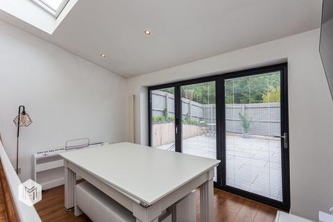 70 Valley View, Bury, BL8 1WN