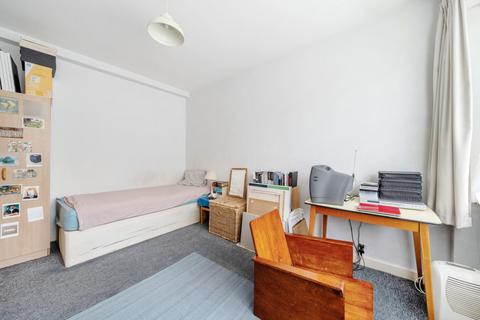 Studio for sale, Taymount Grange, Forest Hill, London